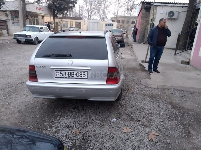Mercedes C 240 2000, 383,000 km - 2.6 l - Bərdə