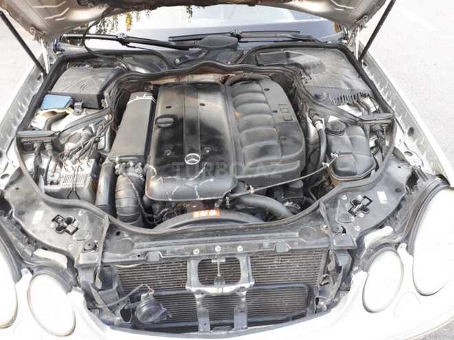 Mercedes E 320 2004, 424,000 km - 3.2 l - Bakı