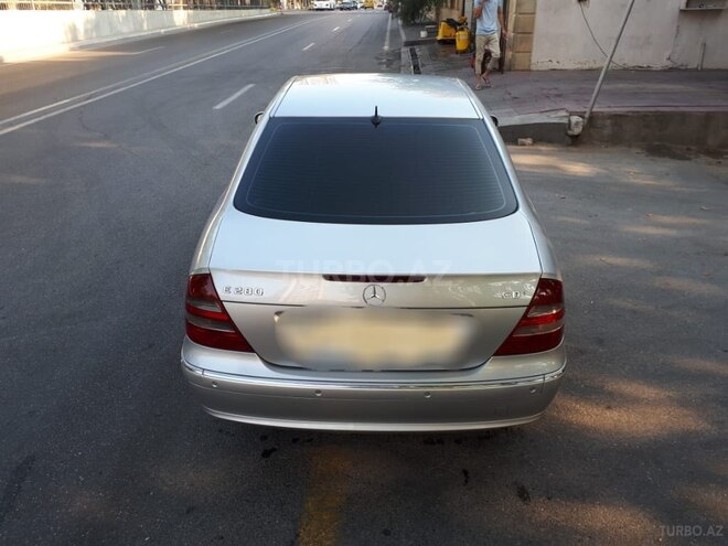 Mercedes E 320 2004, 424,000 km - 3.2 l - Bakı
