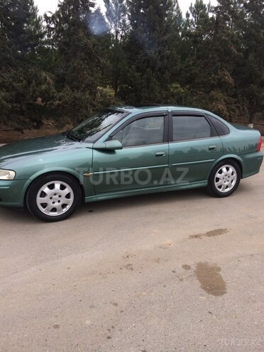 Opel Vectra 1999, 270,000 km - 2.0 л - Şirvan