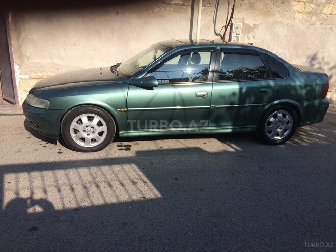 Opel Vectra 1999, 270,000 km - 2.0 л - Şirvan