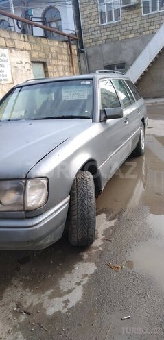 Mercedes E 250 1990, 400,000 km - 2.5 l - Bakı