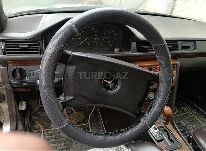 Mercedes E 300 1990, 550,000 km - 0.3 л - Bakı