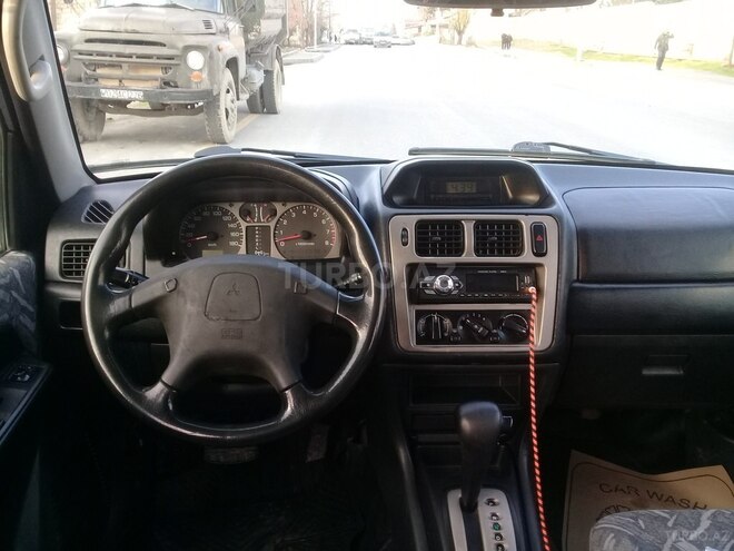 Mitsubishi Pajero io 1998, 164,300 km - 1.8 l - Bakı