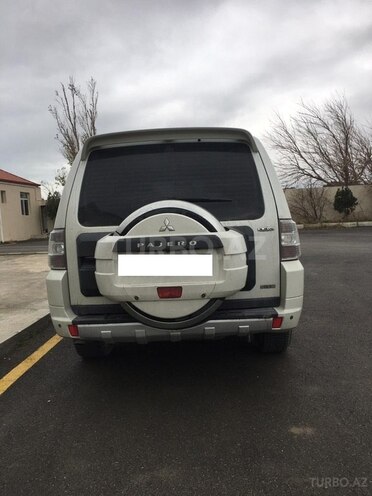 Mitsubishi Pajero 2011, 311,000 km - 3.8 l - Bakı