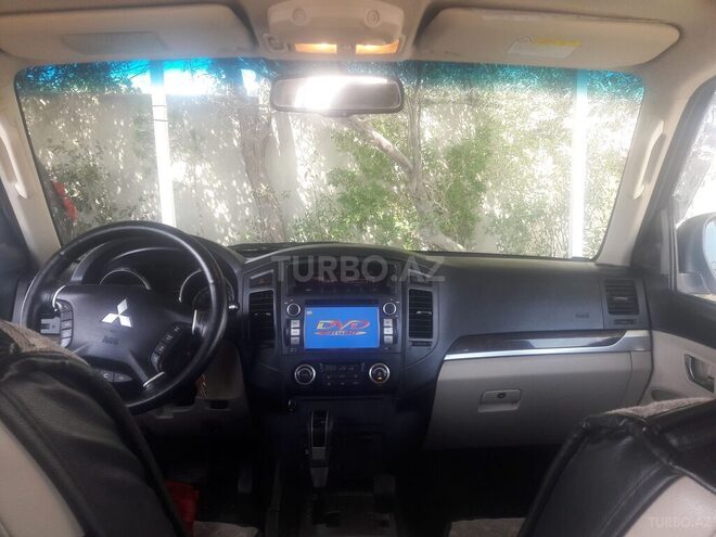 Mitsubishi Pajero 2011, 311,000 km - 3.8 l - Bakı