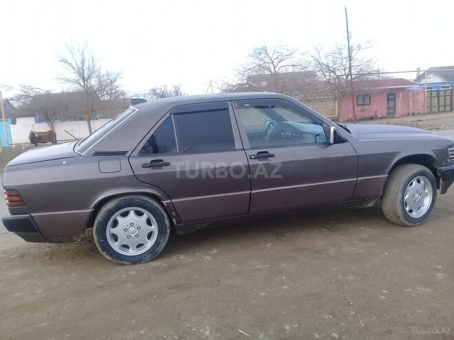 Mercedes 190 1992, 111,111 km - 2.3 l - Neftçala
