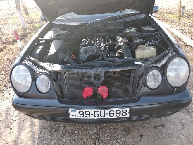 Mercedes E 220 1998, 576,000 km - 2.2 л - Tərtər