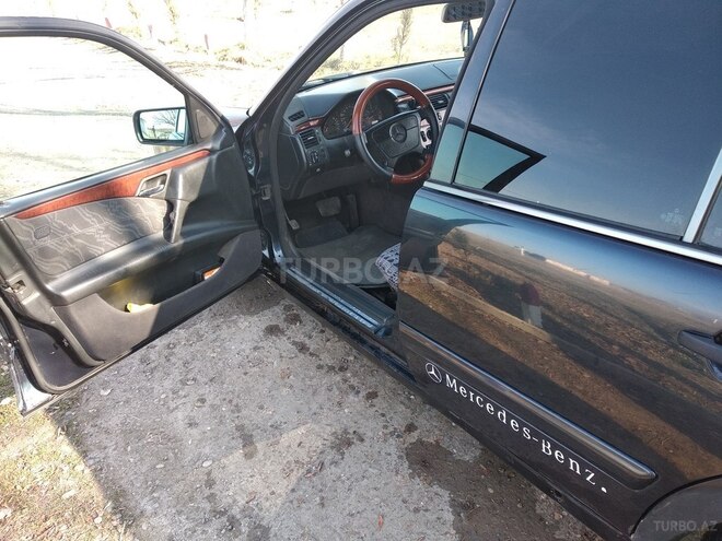 Mercedes E 220 1998, 576,000 km - 2.2 л - Tərtər