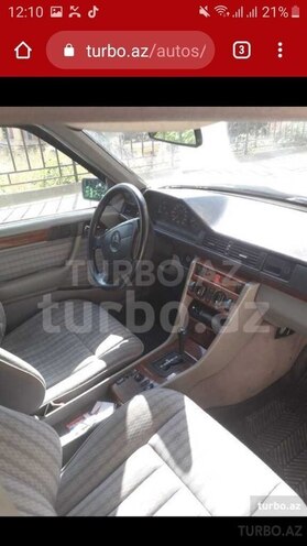 Mercedes E 220 1992, 443,116 km - 2.2 l - Bakı