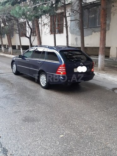 Mercedes C 220 2001, 265,800 km - 2.2 l - Bakı