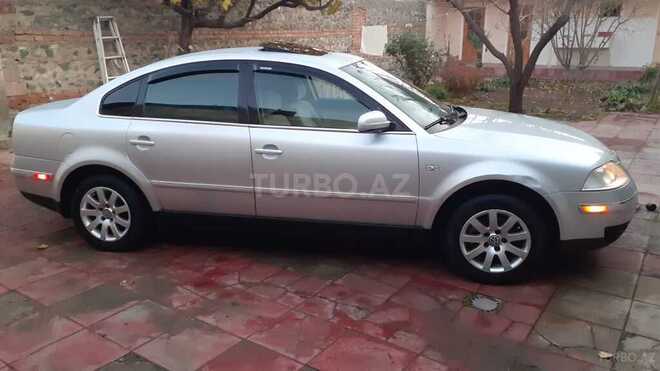 Volkswagen Passat 2002, 289,000 km - 1.8 л - Gəncə