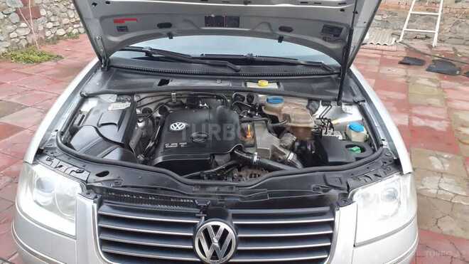 Volkswagen Passat 2002, 289,000 km - 1.8 л - Gəncə