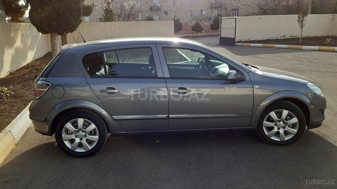Opel Astra 2007, 320,000 km - 1.3 l - Göygöl