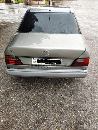 Mercedes E 230 1988, 362,236 km - 2.3 л - Bakı