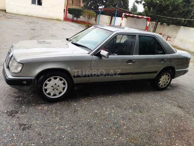 Mercedes E 230 1988, 362,236 km - 2.3 л - Bakı