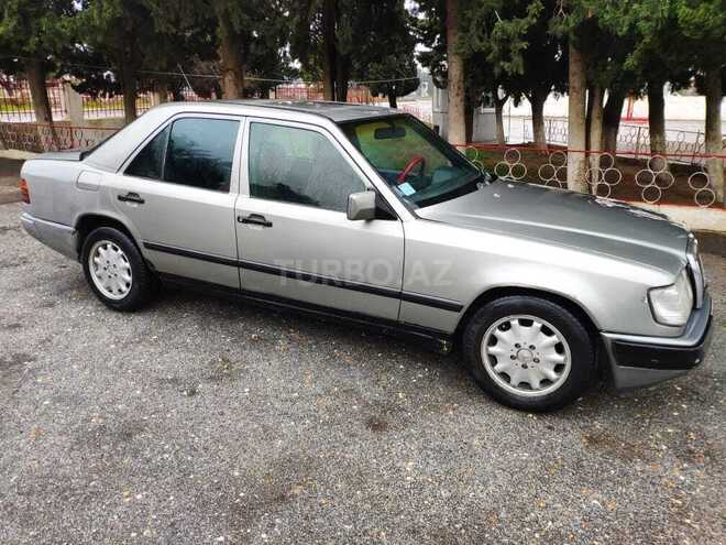 Mercedes E 230 1988, 362,236 km - 2.3 л - Bakı