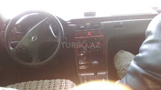 Mercedes E 240 1999, 341,000 km - 2.4 л - Bakı