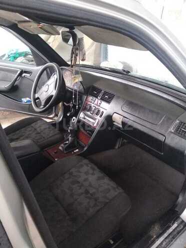 Mercedes C 230 1999, 300,000 km - 2.3 l - Lənkəran
