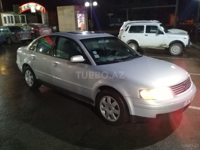 Volkswagen Passat 1999, 158,000 km - 1.8 l - Bakı