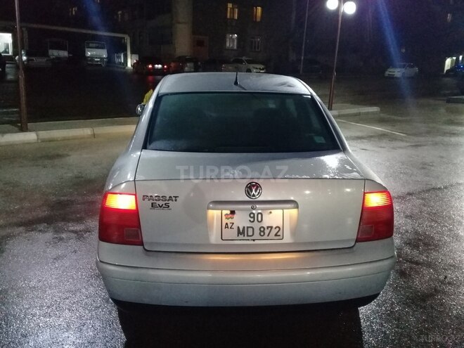 Volkswagen Passat 1999, 158,000 km - 1.8 l - Bakı