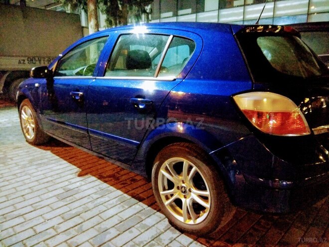 Opel Astra 2005, 157,000 km - 1.4 l - Bakı