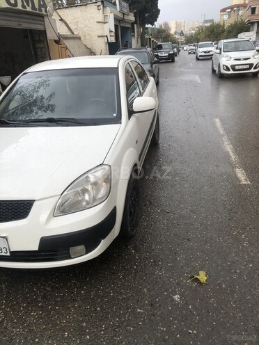 Kia Rio 2008, 300,000 km - 0.1 l - Bakı