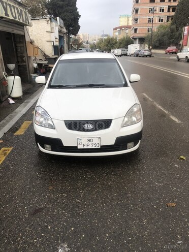 Kia Rio 2008, 300,000 km - 0.1 l - Bakı