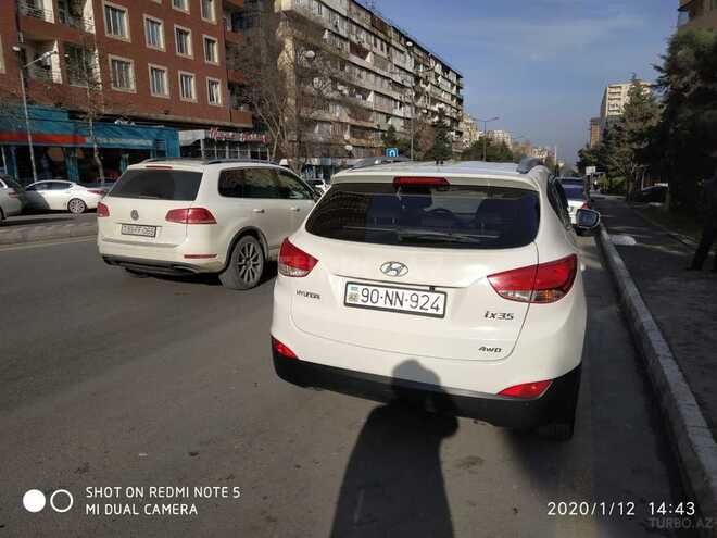 Hyundai ix35 2012, 198,000 km - 2.0 l - Bakı