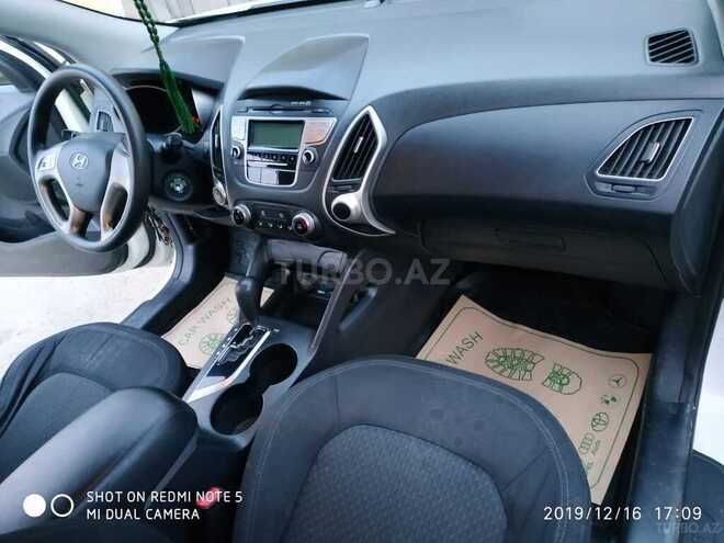Hyundai ix35 2012, 198,000 km - 2.0 l - Bakı