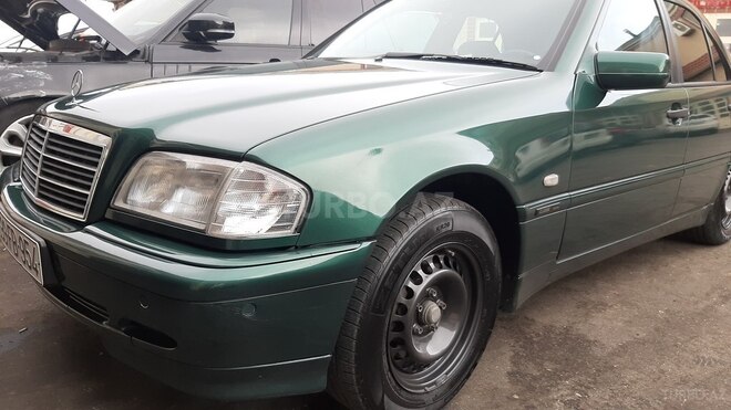 Mercedes C 220 2000, 567,000 km - 2.2 л - Bakı