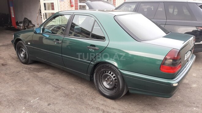 Mercedes C 220 2000, 567,000 km - 2.2 л - Bakı