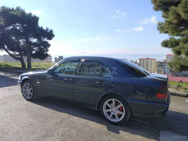 Mercedes C 240 2000, 310,000 km - 2.4 l - Bakı