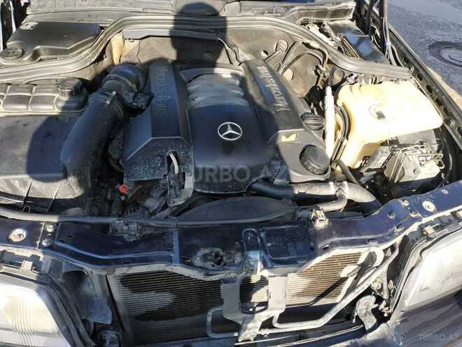 Mercedes C 240 2000, 310,000 km - 2.4 l - Bakı
