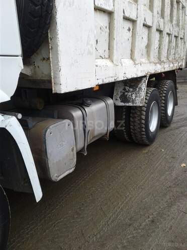 HOWO Sinotruk 2012, 330,000 km - 11.0 l - Lənkəran