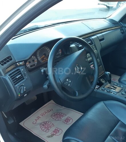 Mercedes E 240 2000, 264,243 km - 2.4 l - Sumqayıt