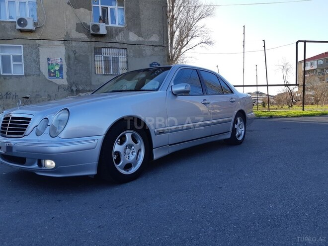 Mercedes E 240 2000, 264,243 km - 2.4 l - Sumqayıt