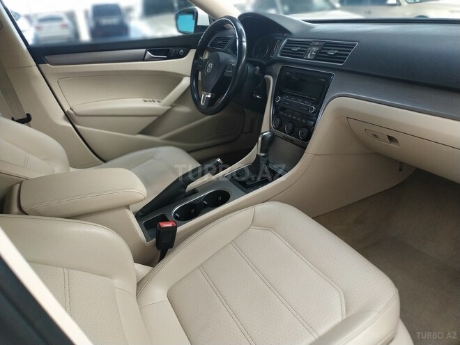 Volkswagen Passat 2014, 120,000 km - 1.8 l - Gəncə