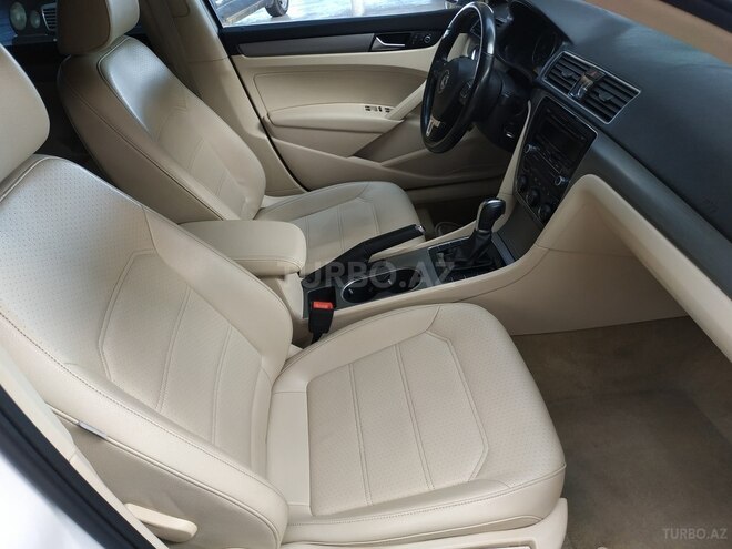 Volkswagen Passat 2014, 120,000 km - 1.8 l - Gəncə