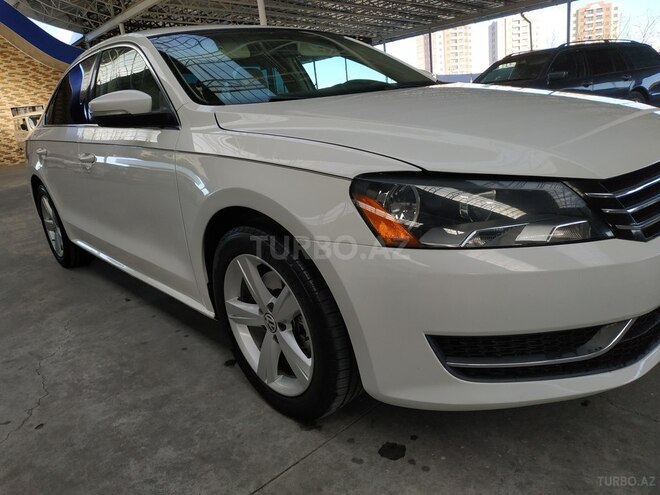 Volkswagen Passat 2014, 120,000 km - 1.8 l - Gəncə