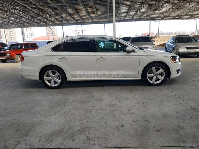 Volkswagen Passat 2014, 120,000 km - 1.8 l - Gəncə