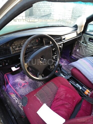 Mercedes 190 1986, 245,000 km - 2.0 l - Xaçmaz