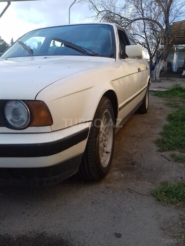 BMW 520 1990, 101,000 km - 2.0 l - Bakı