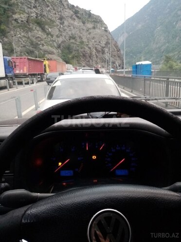 Volkswagen Transporter 2000, 434,537 km - 2.5 l - Şəki