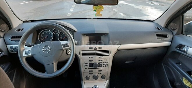 Opel Astra 2007, 196,233 km - 1.3 l - Bakı