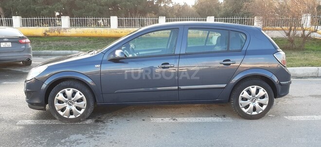 Opel Astra 2007, 196,233 km - 1.3 l - Bakı