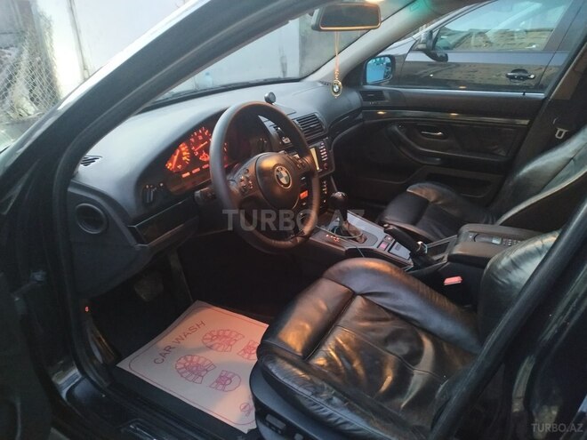 BMW 525 2001, 396,000 km - 2.5 l - Bakı