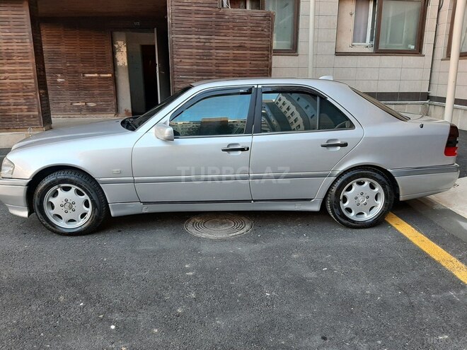 Mercedes C 220 1995, 380,000 km - 2.2 л - Bakı