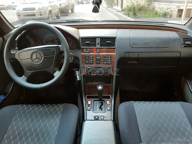 Mercedes C 220 1995, 380,000 km - 2.2 л - Bakı