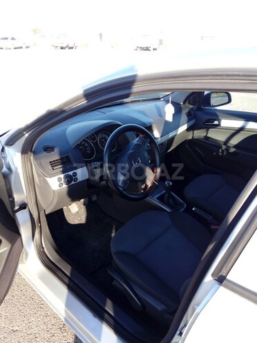 Opel Astra 2006, 135,000 km - 1.4 л - Sumqayıt